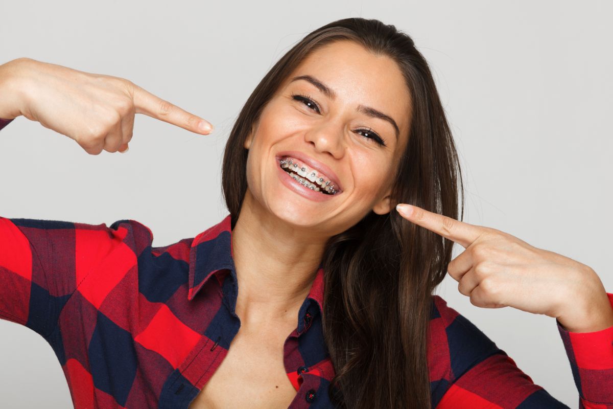 4 Reasons to Get Adult Braces